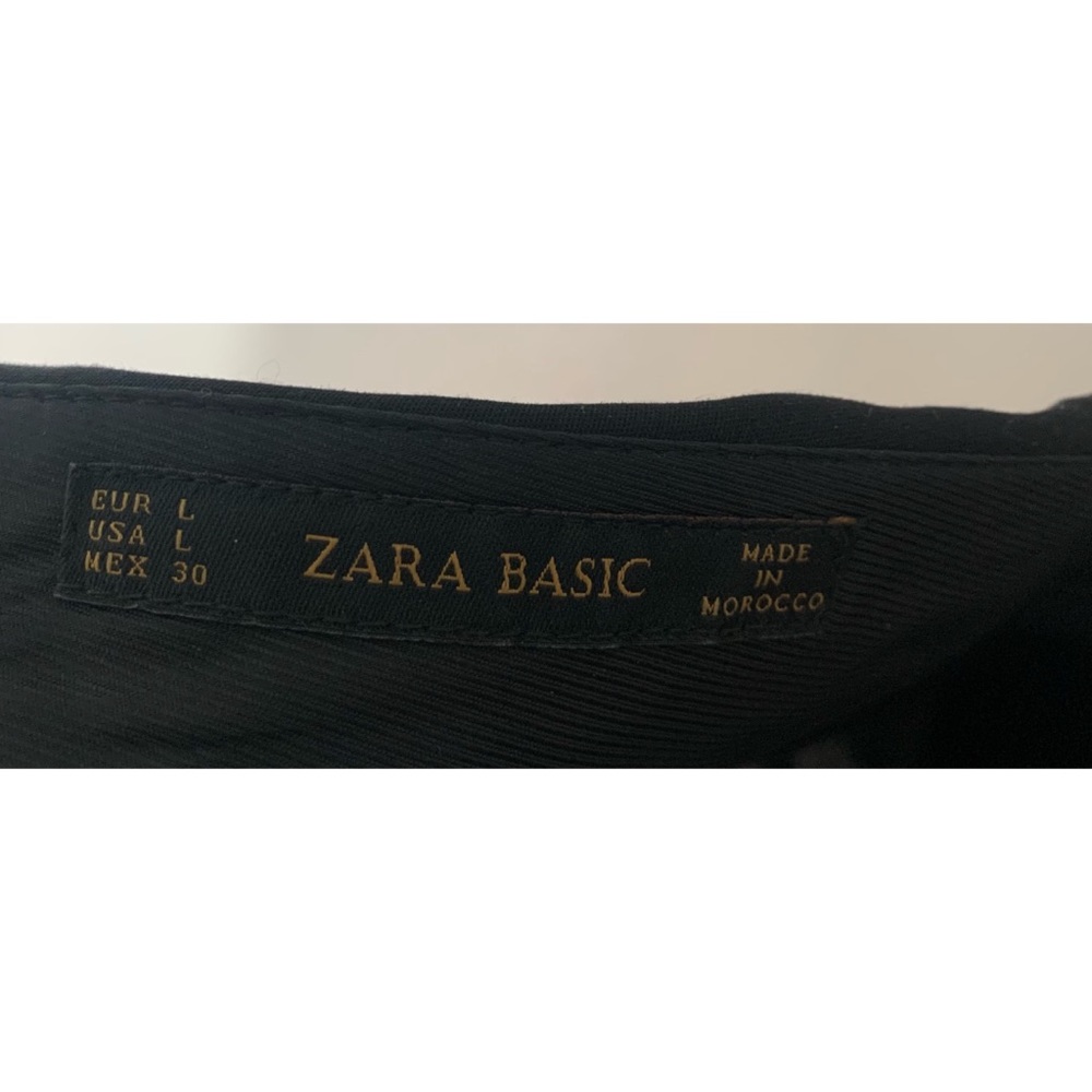 🚫SOLD🚫Zara shorts - Picture 3 of 4